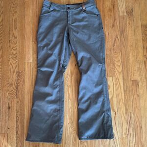 Holden sz M grey/taupe vented adjustable waist great pre owned condition